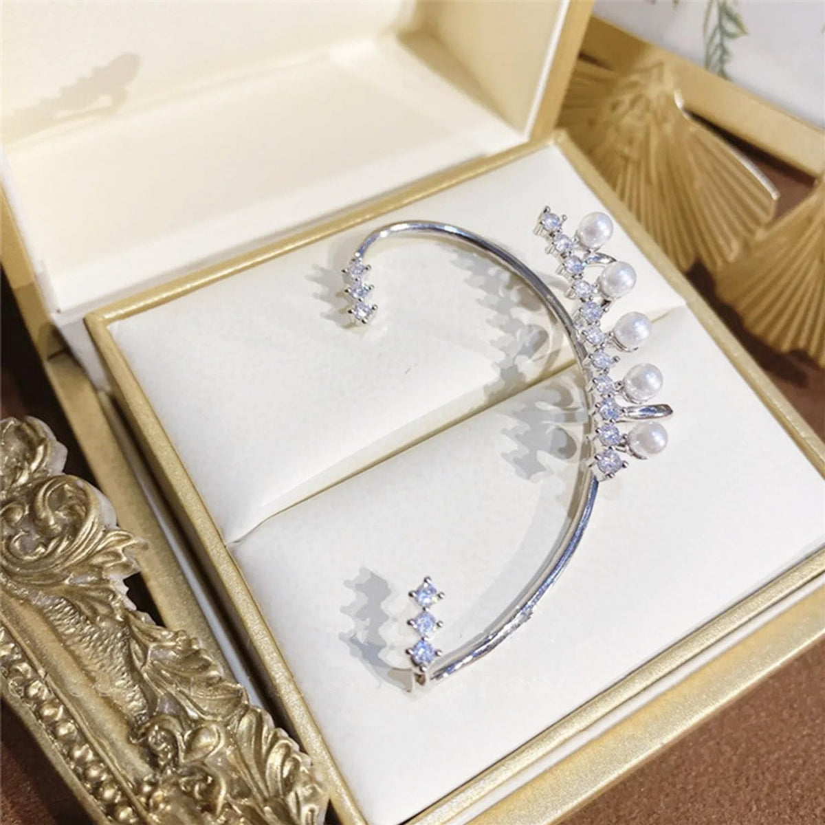 2Pcs Sparkly Rhinestone Butterfly Ear Cuff Earrings Fairy Crystal Ear Cuffs Climber Cuff Wrap around Earrings Non-Piercing Ear Clip Fake Earrings Gold Silver Ear Jewelry for Women, Zinc, No